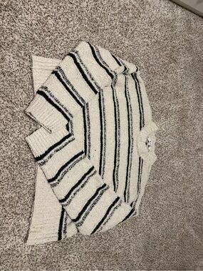 Cozy Madewell Cream and Black Striped Women's Sweater